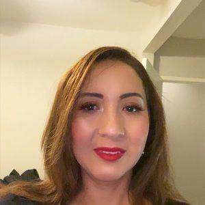 Meet your Posher, Elba